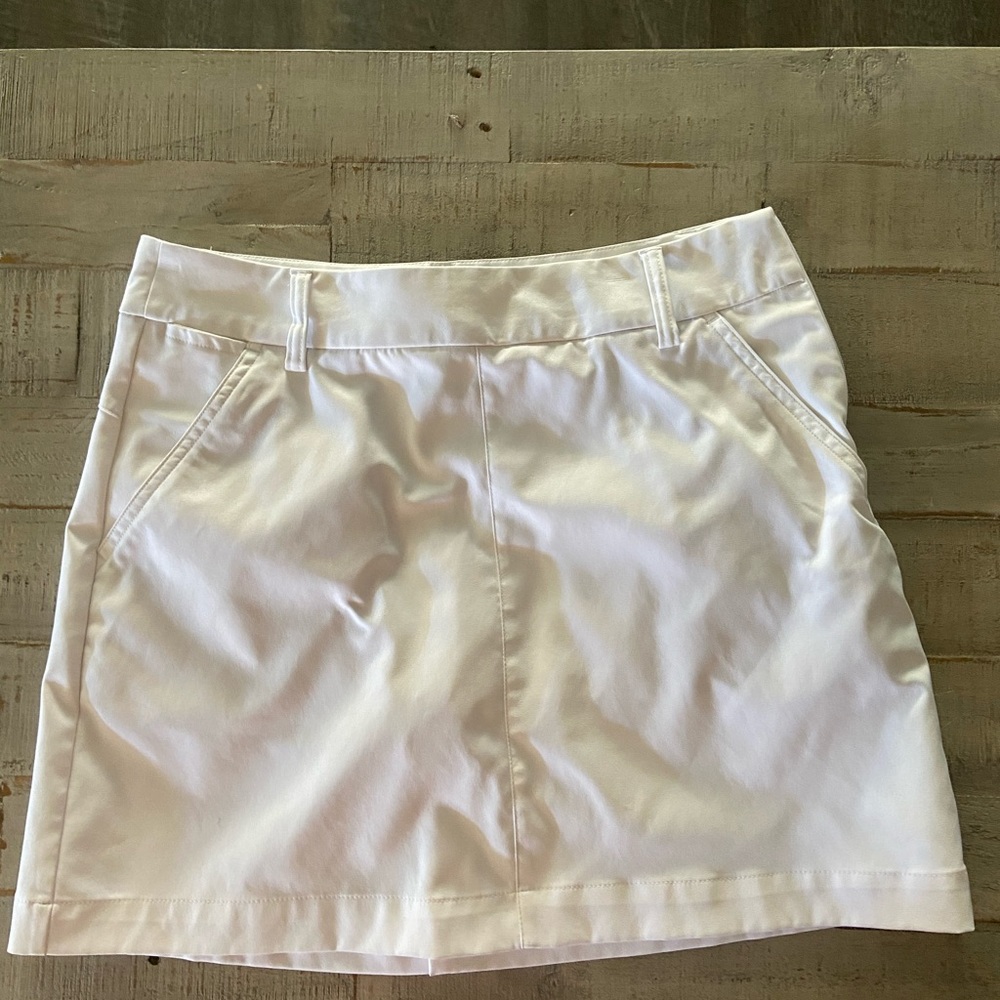 Golf skort